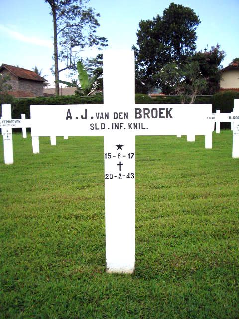 broek.v.den.a.j.2005.jpg