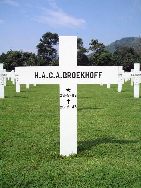 broekhoff.h.a.c.a.2005.jpg