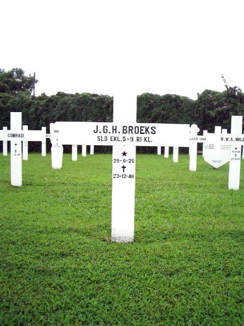 broeks.j.g.h.2005.jpg