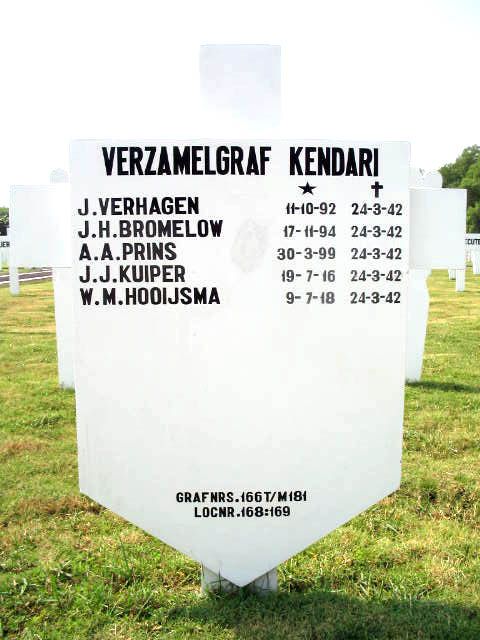 bromelow.j.h.2005.jpg