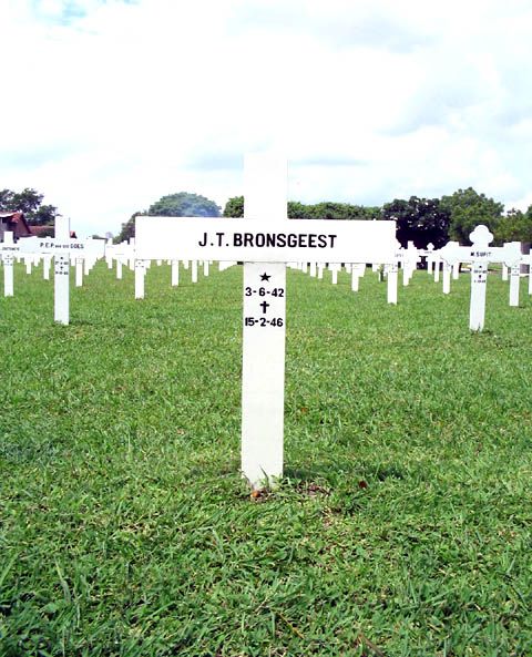 bronsgeest.j.t.2005.jpg