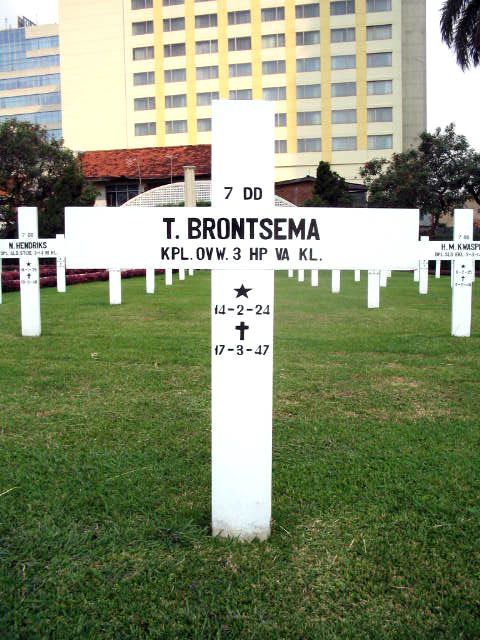 brontsema.t.2005.jpg