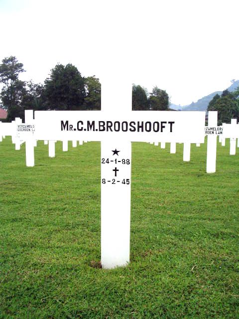 brooshooft.c.m.2005.jpg
