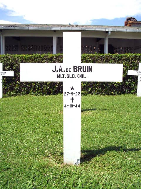 bruin.de.j.a.2005(1).jpg