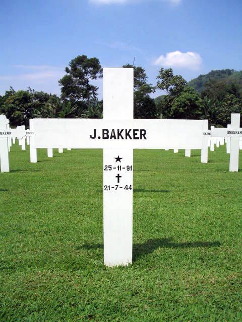 bakker.j.2005(5).jpg
