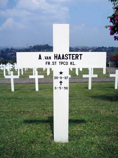 haastert.van.a.2004.jpg.JPG