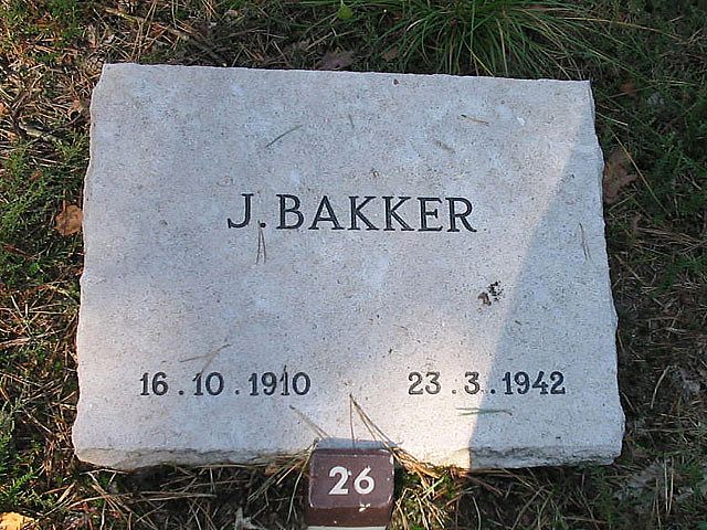 J.Bakker.jpg