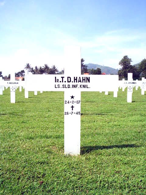 hahn.t.d.2005.jpg