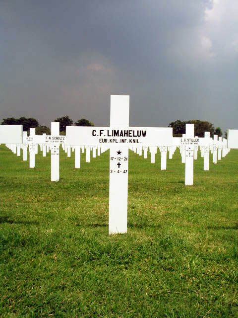 limaheluw.c.f.2005.jpg