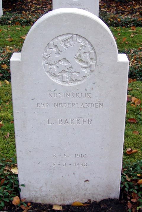 Bakker L.jpg