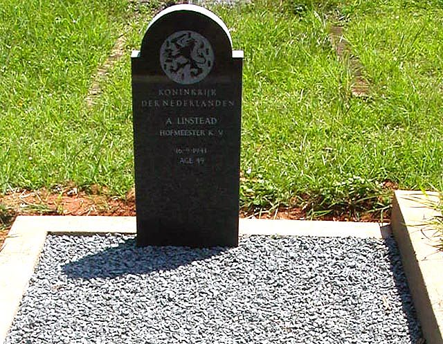 linstead.a.2005.jpg