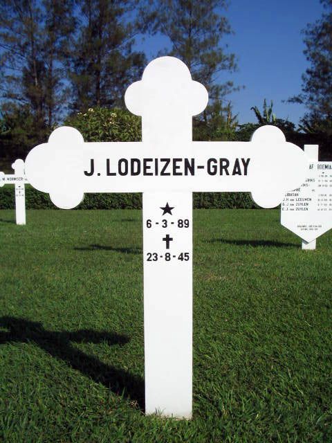lodeizen gray.j.2004.jpg