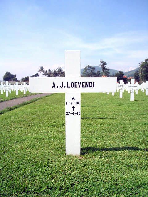 loevendi.a.j.2005.jpg
