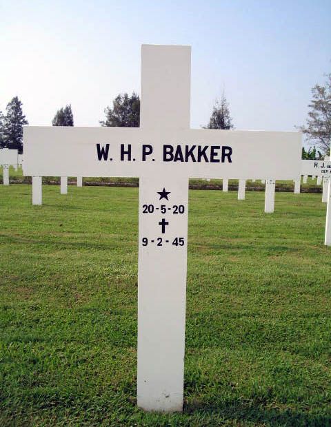 bakker w.h.p.2004.jpg