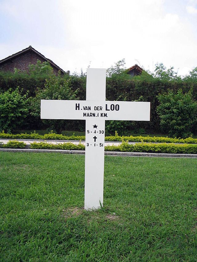 loo v der h.2004.jpg