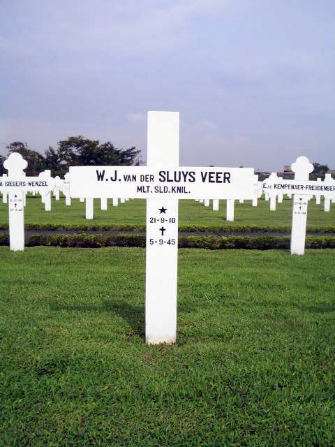 sluys veer.v.der.w.j.2005.jpg