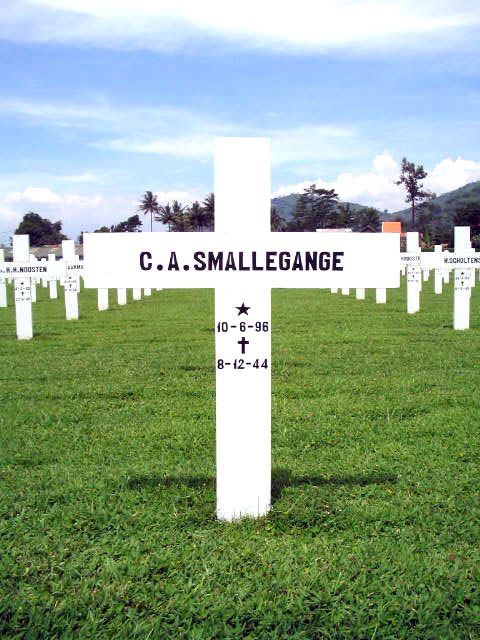 smallegange.c.a.2005.jpg