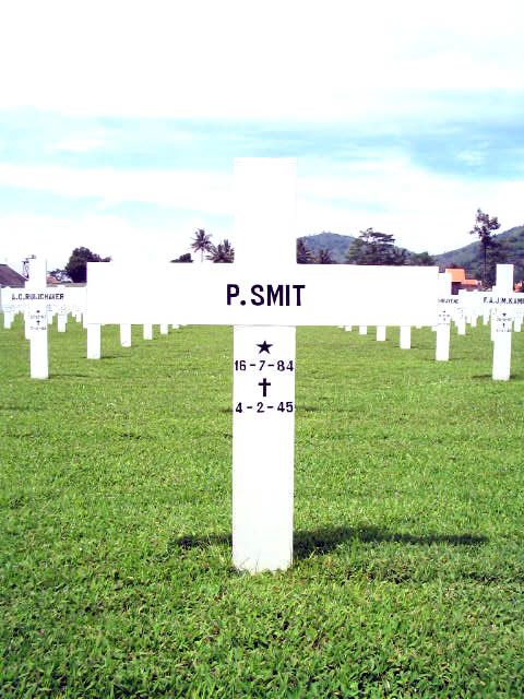 smit.p.2005(1).jpg