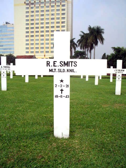 smits.r.e.2005.jpg