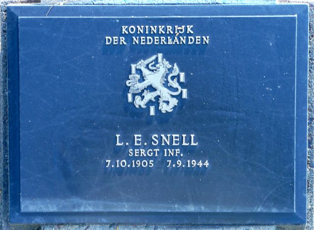 Snell.L.E.2008.jpg