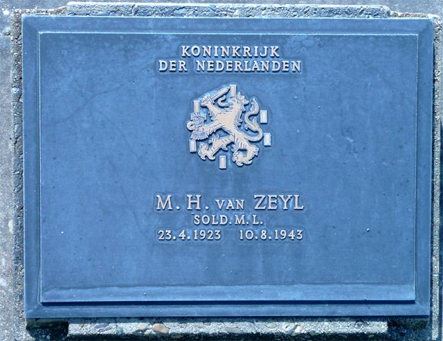 Zeyl.M.H.van.2008.jpg
