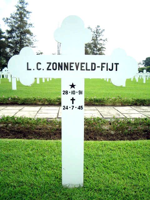 zonneveld fijt.l.c.2004.jpg