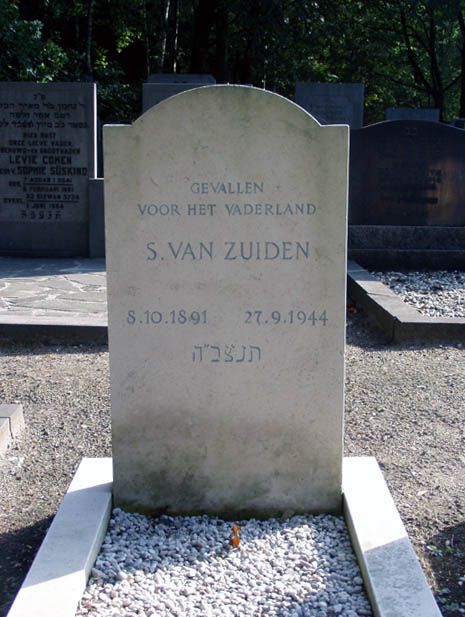 Zuiden S.van 2004.jpg