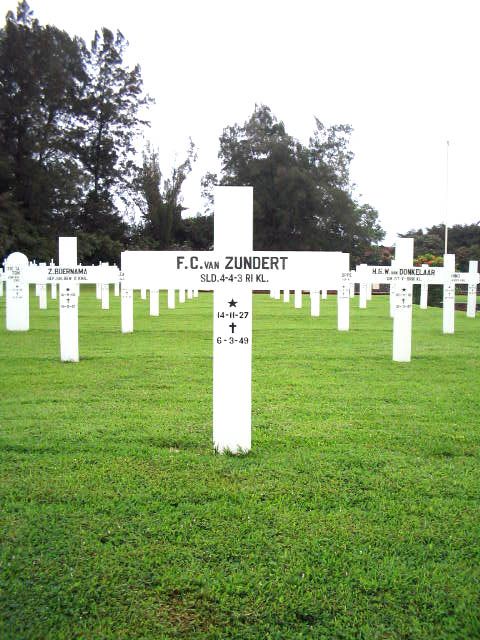 zundert.van.f.c.2005.jpg