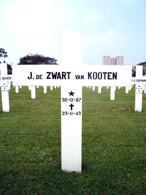 zwart.van.kooten.de.j.2005.jpg