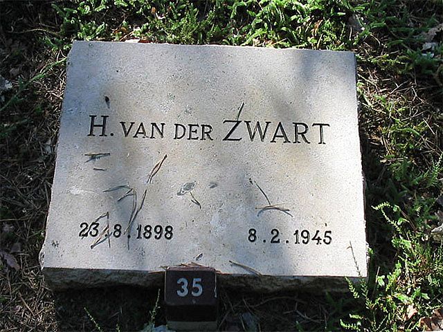 H.v.der Zwart.jpg