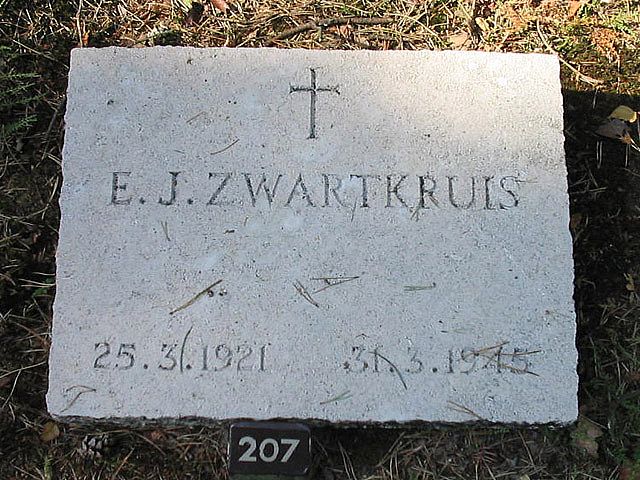 E.J.Zwartkruis.jpg