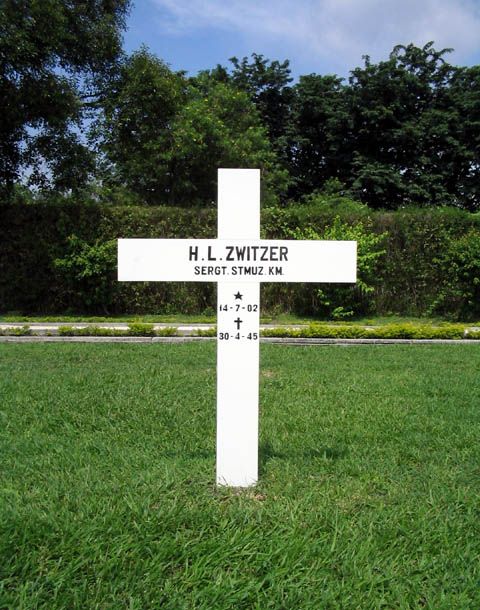 zwitzer.h.l.2005.jpg