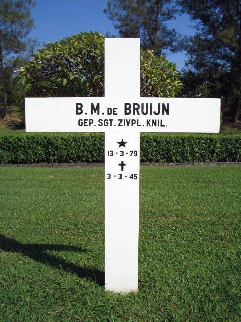 bruijn de .b.m.2004.jpg