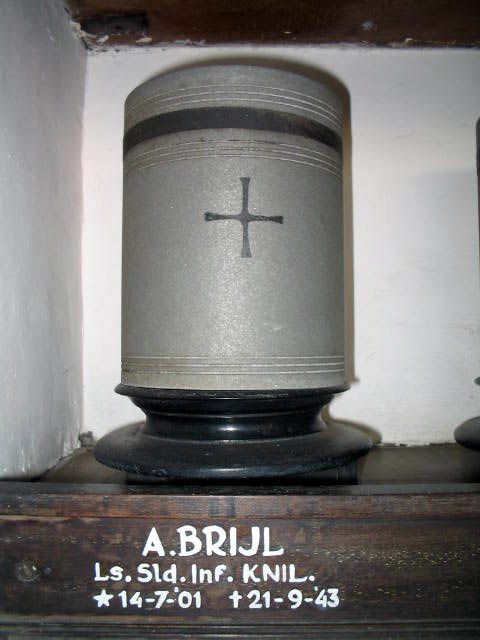 brijl.a.2005.jpg