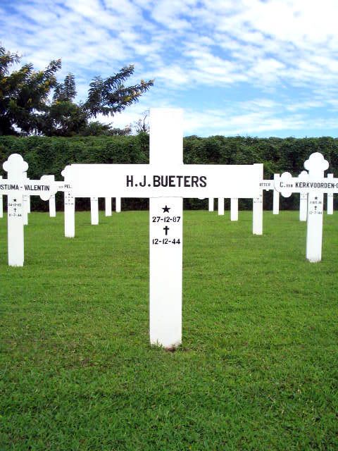 bueters.h.j.2005.jpg