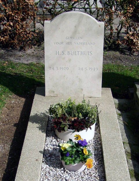 H.S. Bulthuis .jpg
