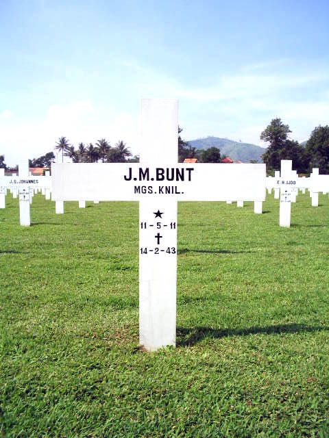 bunt.j.m.2005.jpg