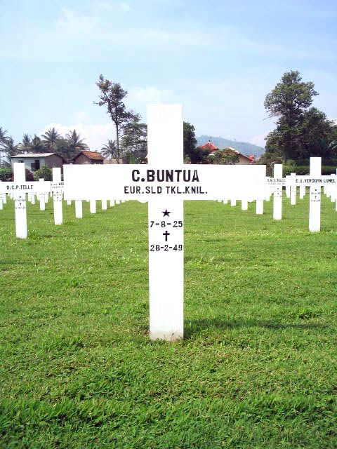 buntua.c.2005.jpg