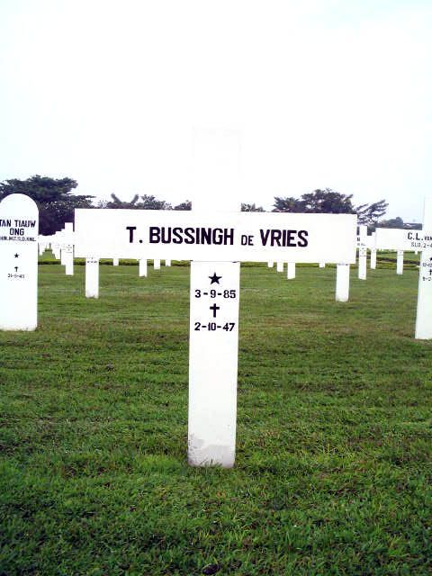 bussingh.de.vries.t.2005.jpg