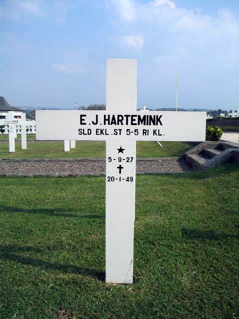 hartemink.e.j.2004.jpg.JPG