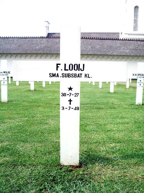 looij.f.2005.jpg