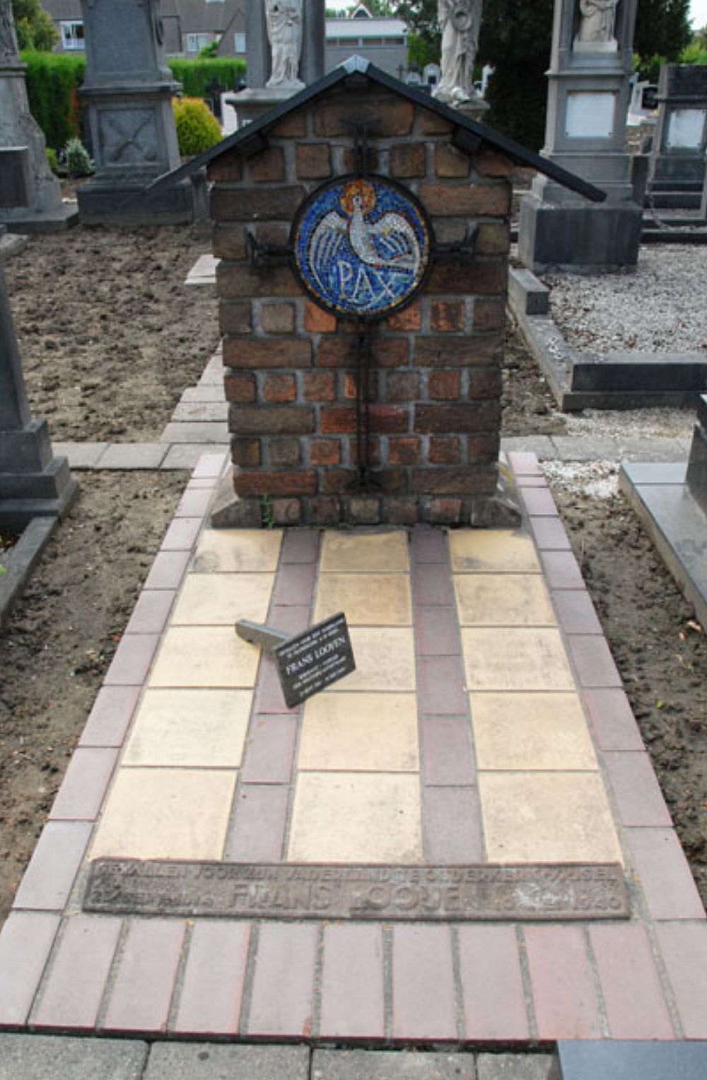 looijen.f.c.h.2012.jpg
