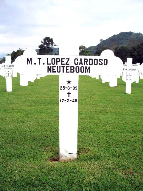 lopez cardoso neuteboom.m.t.2005.jpg