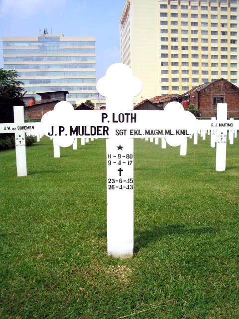 loth.p.2005.jpg