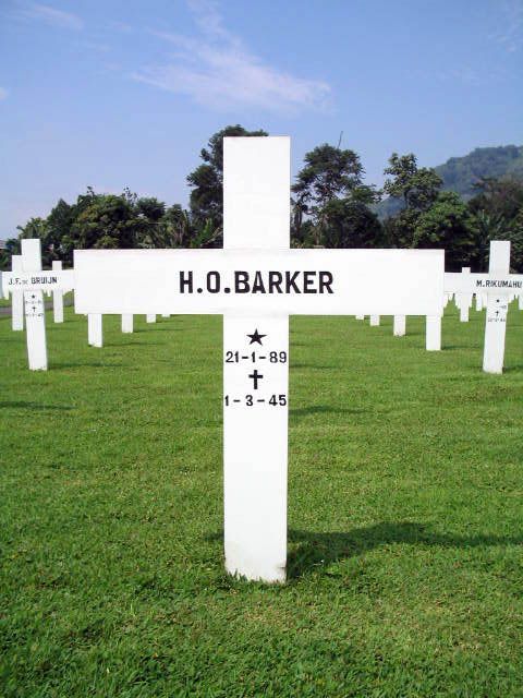 barker.h.o.2005.jpg