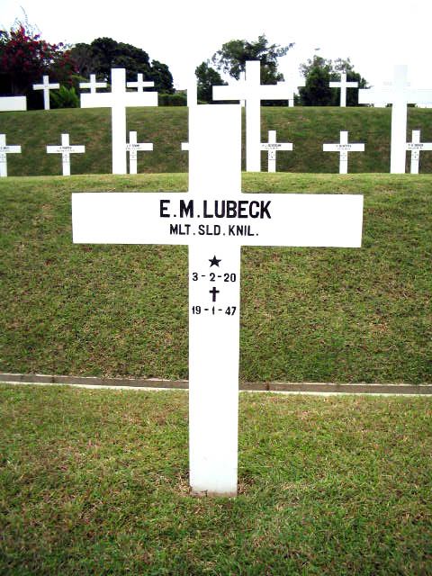 097385.2004.jpg