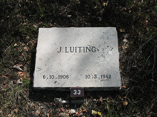 097583.JPG