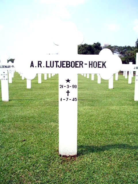 lutjeboer.hoek.a.r.2005.jpg