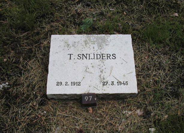 T.Snijders.jpg