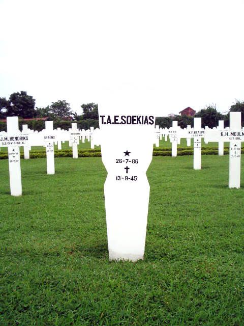 soekias.t.a.e.2005.jpg